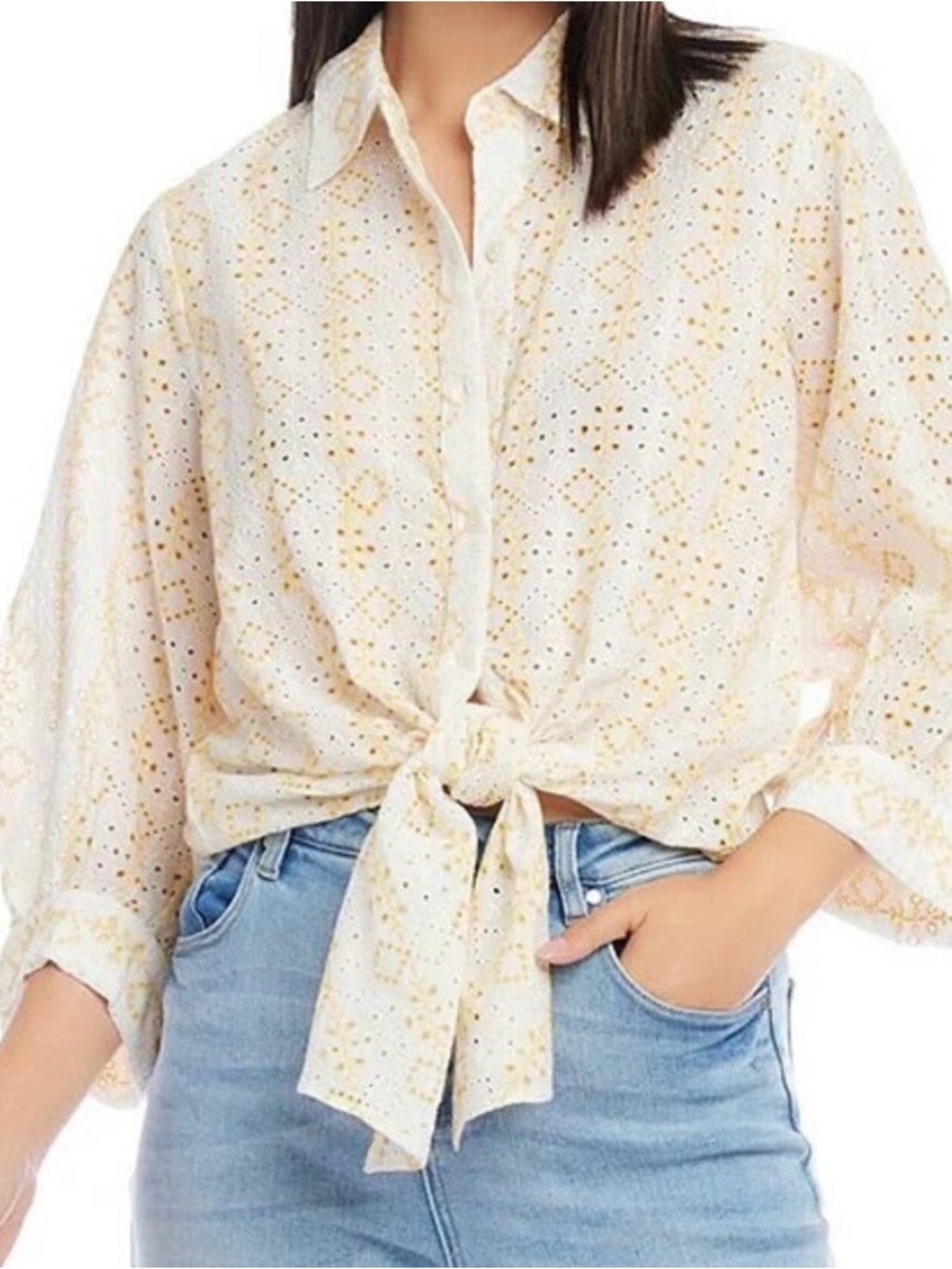 Karen Kane Eylet Embroidered Blouse MP Tie Closure Button Up Pale Yellow